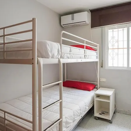Malagaonbeach 1 - Two Bedrooms - Up To 3 People - 10 Meters Málaga