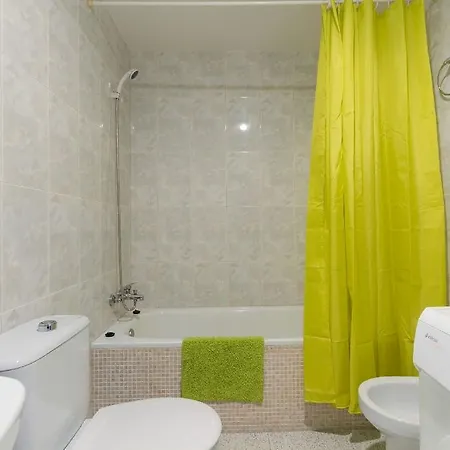 Malagaonbeach 1 - Two Bedrooms - Up To 3 People - 10 Meters *