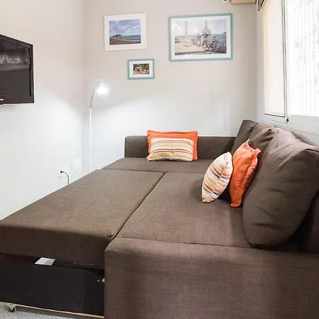 Malagaonbeach 1 - Two Bedrooms - Up To 3 People - 10 Meters *