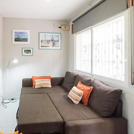 Malagaonbeach 1 - Two Bedrooms - Up To 3 People - 10 Meters * Malaga