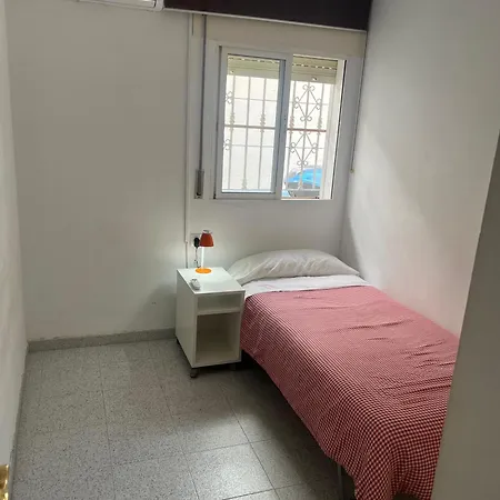 Malagaonbeach 1 - Two Bedrooms - Up To 3 People - 10 Meters Apartment