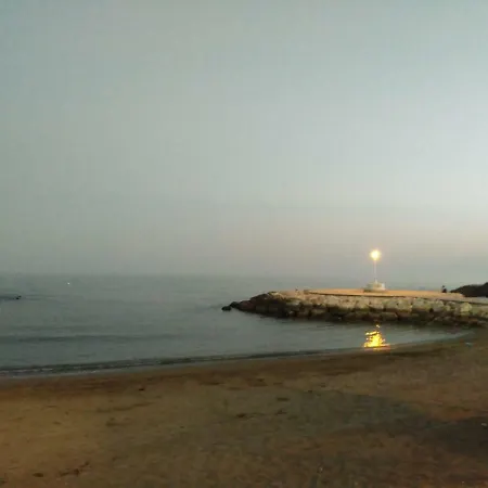 Malagaonbeach 1 - Two Bedrooms - Up To 3 People - 10 Meters Apartment